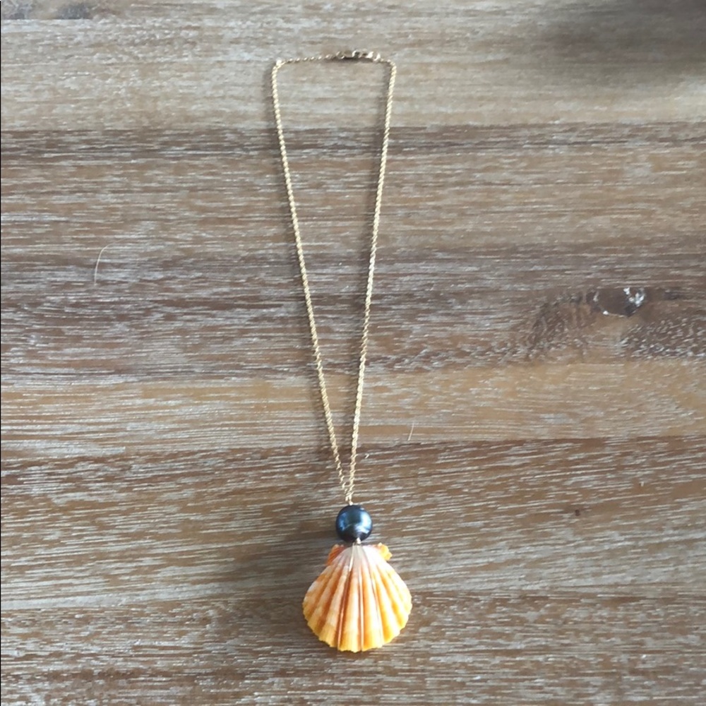 Sunrise Shell and Tahitian Pearl gold necklace